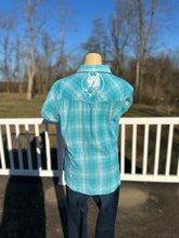 Load image into Gallery viewer, Sz XL aqua and white pearl snap western