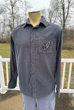 Load image into Gallery viewer, Sz M embroidered grey corduroy button up