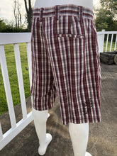 Load image into Gallery viewer, Sz 44 embroidered Steal Your Bear shorts