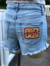 Load image into Gallery viewer, Sz 7 BMFS red daisy shorts