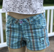 Load image into Gallery viewer, Sz M embroidered bear and mushroom shorts