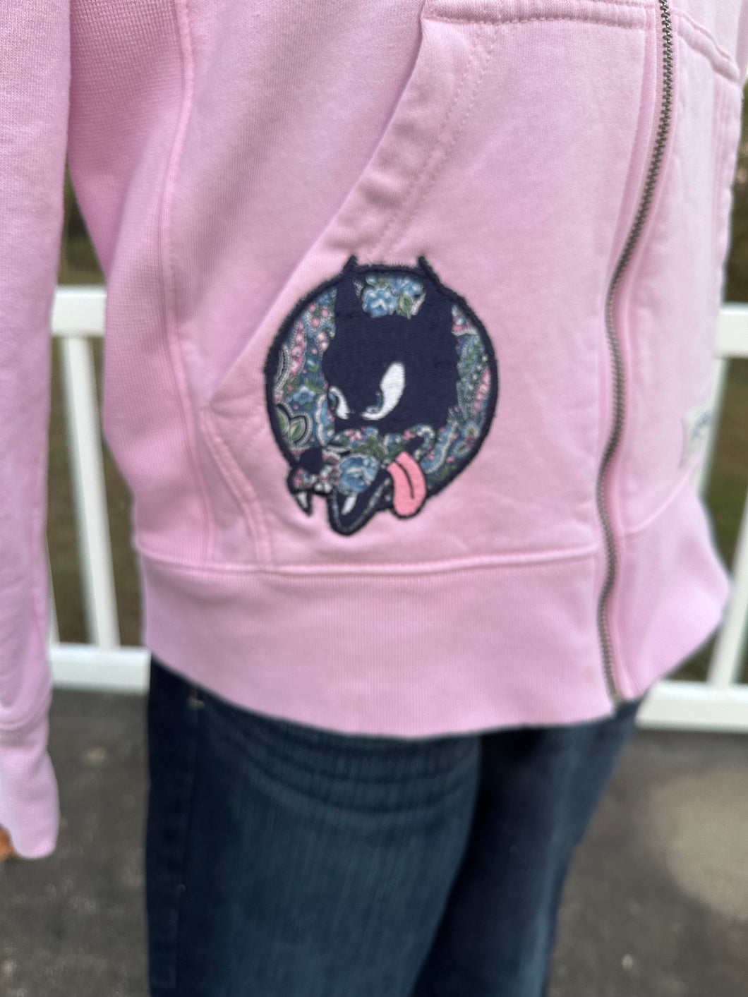 Sz S  SYF zip up hoodie
