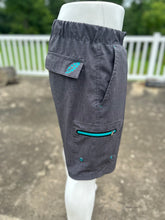 Load image into Gallery viewer, Sz L Bertha swim trunks
