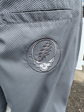 Load image into Gallery viewer, Sz 42 SYF embroidered golf shorts
