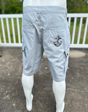 Load image into Gallery viewer, Sz 34 Lost Sailor cargo shorts
