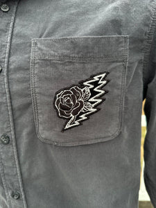 Sz M embroidered grey corduroy button up