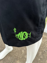 Load image into Gallery viewer, Sz 36 Phish golf shorts
