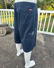 Load image into Gallery viewer, Sz 38 Embroidered Dickies shorts
