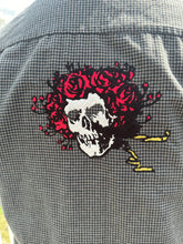 Load image into Gallery viewer, Sz M embroidered Dickies Bertha button up
