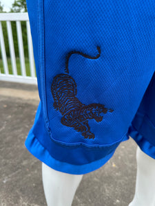 Sz L Embroidered Tiger shorts