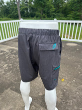 Load image into Gallery viewer, Sz L Bertha swim trunks
