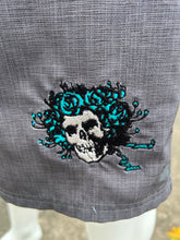 Load image into Gallery viewer, Sz L Bertha swim trunks
