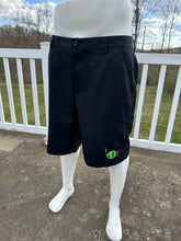 Load image into Gallery viewer, Sz 36 Phish golf shorts
