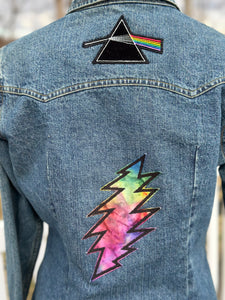 Women’s Sz L denim shirt jacket with tie dyed bolt and Pink Floyd appliqué.