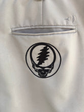 Load image into Gallery viewer, Sz 42 embroidered golf shorts
