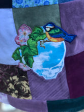 Load image into Gallery viewer, Sz S patchwork Birdsong skirt with pockets
